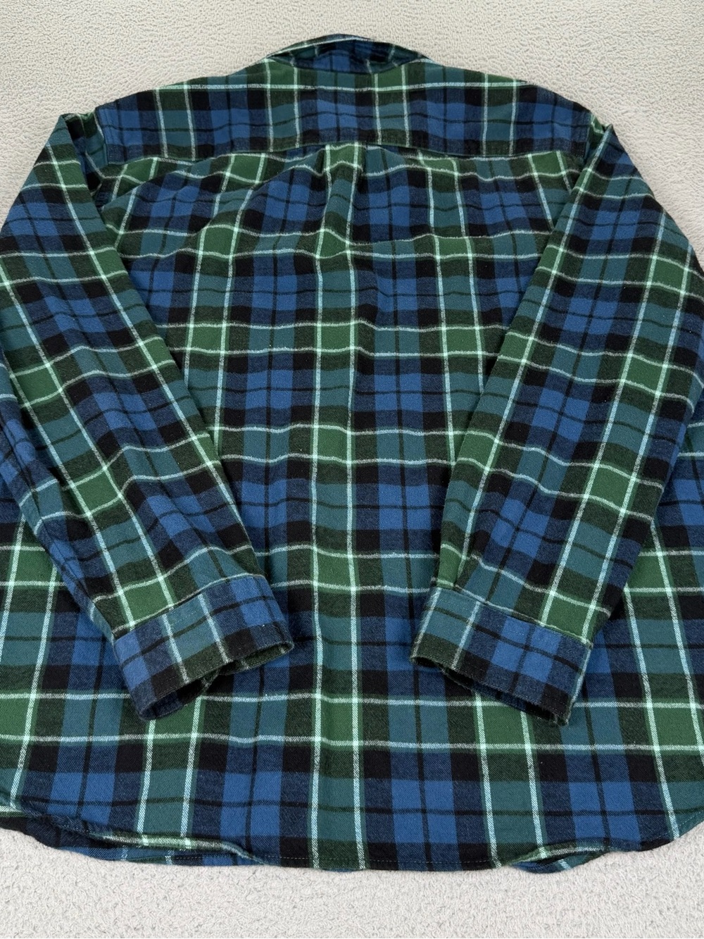 LL Bean Scotch Plaid Flannel Shirt Mens Large Blue Green Cotton Button Preppy - Picture 3 of 8